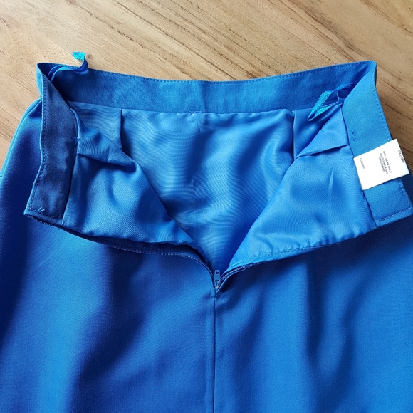 Vintage A Line Pleated Midi Skirt - Sz 2 - Picture 8 of 15